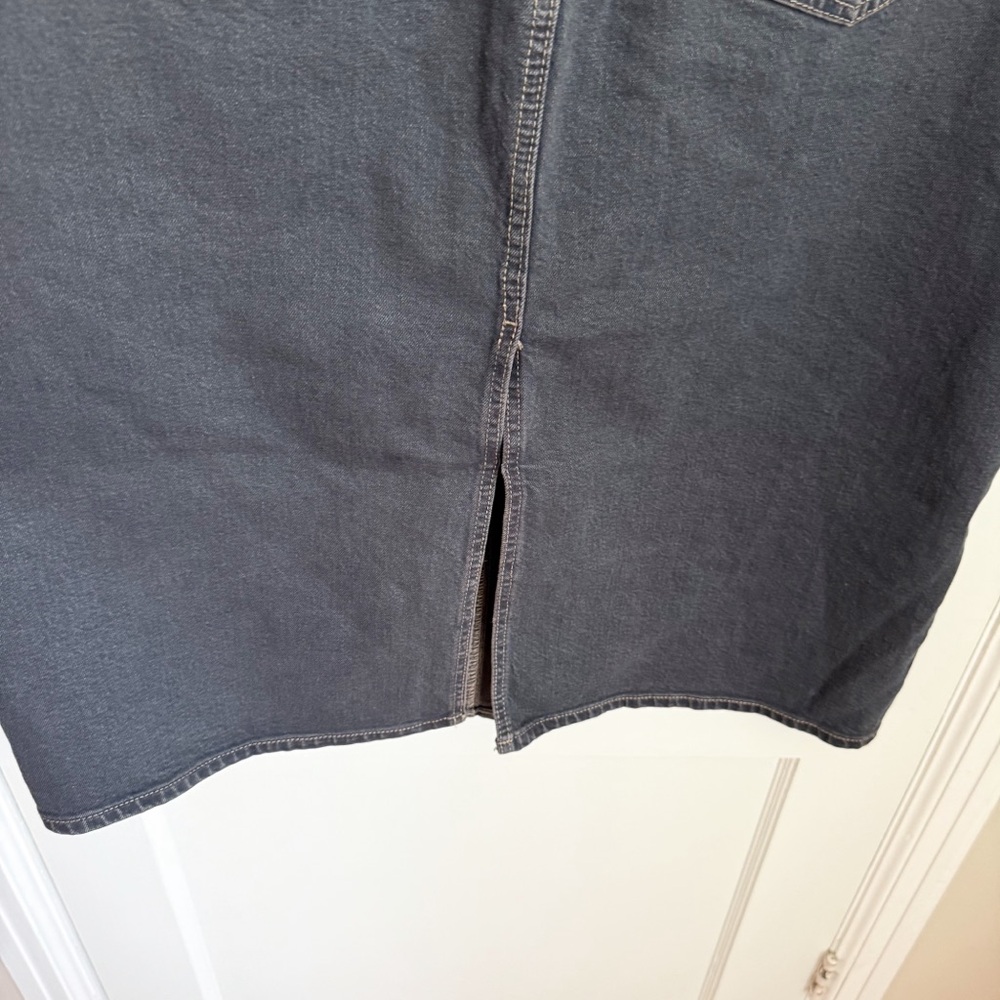 Universal Thread Dark Wash Denim Skirt Knee-length Casual - Picture 8 of 9